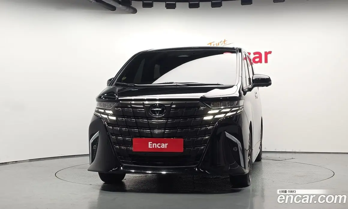Toyota Alphard 2024 2.5 АКПП, фото 3