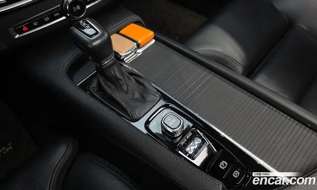 Volvo V90 2017 2.0 АКПП, миниатюра 9 Volvo V90 2017 2.0 АКПП, миниатюра 9