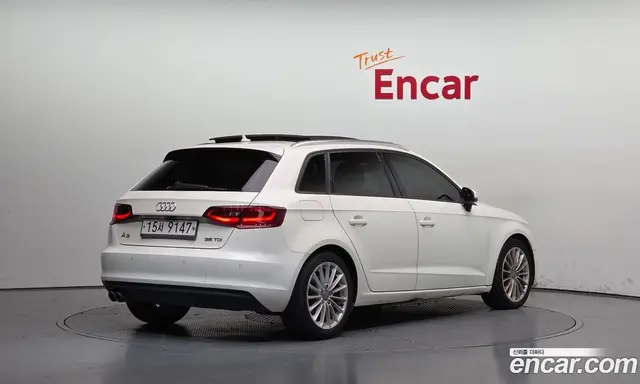 Audi A3 2015 2.0 АКПП, миниатюра 2