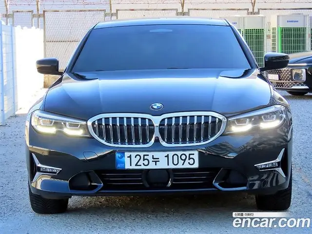 BMW 3 серия, 2021, 63 953 км
