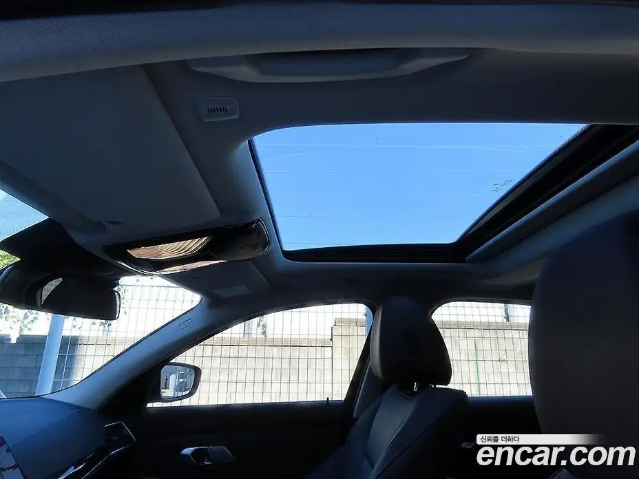 BMW 3 серия 2021 2.0 АКПП, фото 17