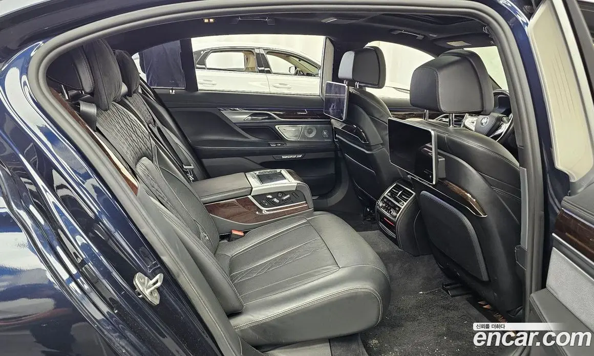 BMW 7 серия 2016 4.4 АКПП, фото 12