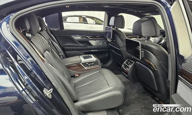 BMW 7 серия 2016 4.4 АКПП, миниатюра 12