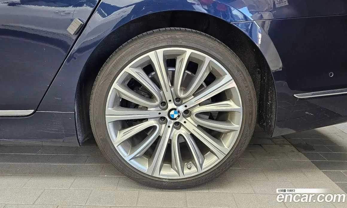 BMW 7 серия 2016 4.4 АКПП, фото 5
