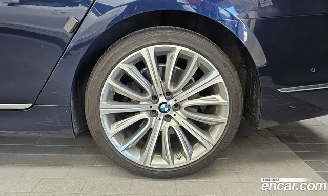 BMW 7 серия 2016 4.4 АКПП, миниатюра 5
