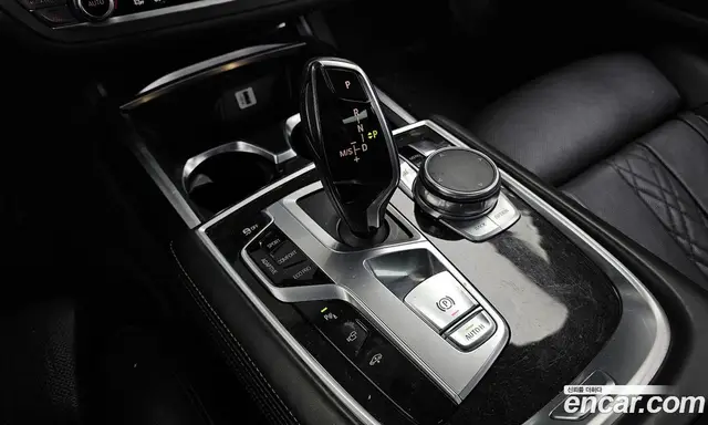 BMW 7 серия 2016 4.4 АКПП, миниатюра 9