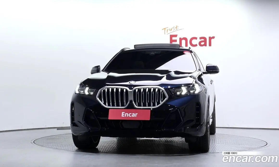 BMW X6 2025 3.0 АКПП, фото 3