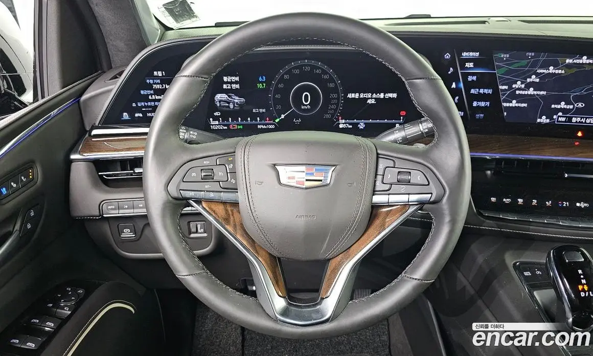 Cadillac Escalade 2024 6.2 АКПП, фото 13