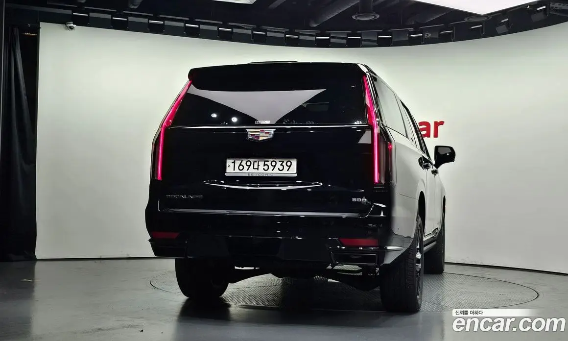 Cadillac Escalade 2024 6.2 АКПП, фото 4