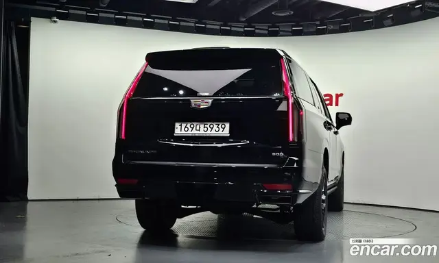 Cadillac Escalade 2024 6.2 АКПП, миниатюра 4