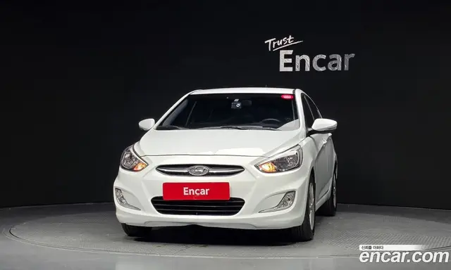 Hyundai Accent 2015 1.6 АКПП, миниатюра 3