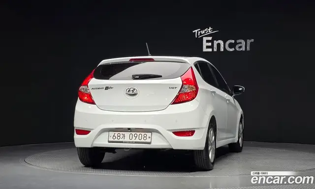 Hyundai Accent 2015 1.6 АКПП, миниатюра 4
