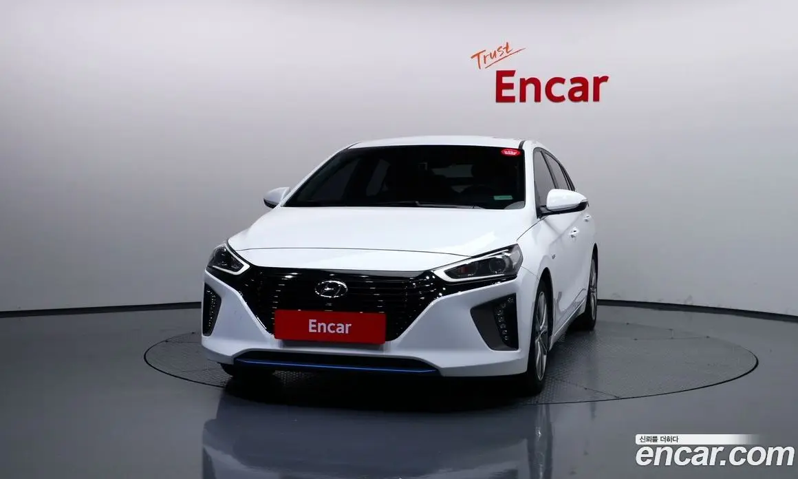 Hyundai Ioniq 2016 1.6 АКПП, фото 3