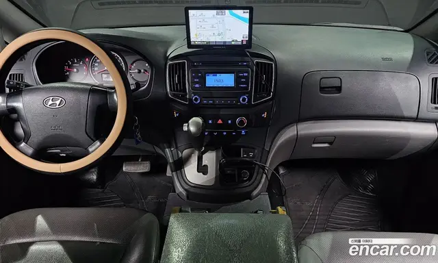 Hyundai Starex 2015 2.5 АКПП, миниатюра 7