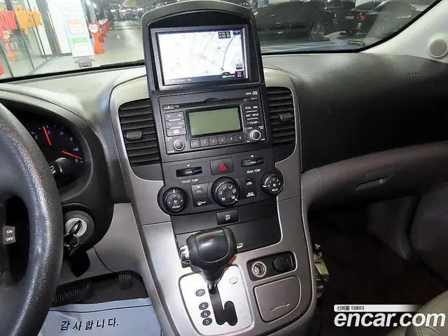 Kia Carnival 2012 2.2 АКПП, миниатюра 11