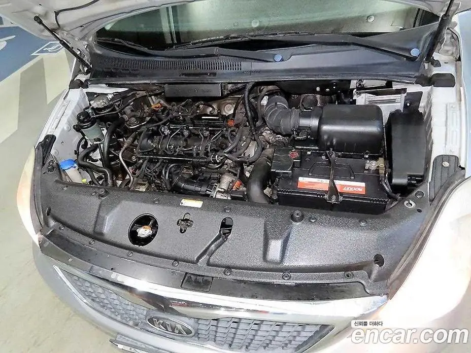 Kia Carnival 2012 2.2 АКПП, фото 17