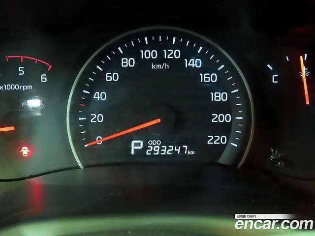 Kia Carnival 2012 2.2 АКПП, миниатюра 9