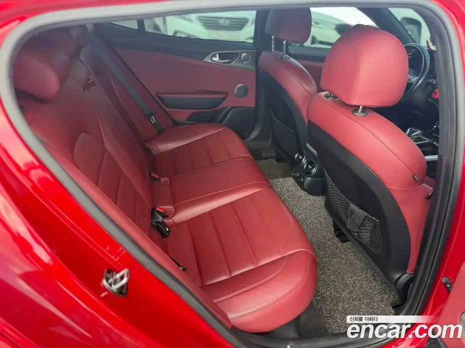 Kia Stinger 2019 3.3 АКПП, фото 12 Kia Stinger 2019 3.3 АКПП, фото 12
