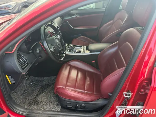 Kia Stinger 2019 3.3 АКПП, миниатюра 10 Kia Stinger 2019 3.3 АКПП, миниатюра 10