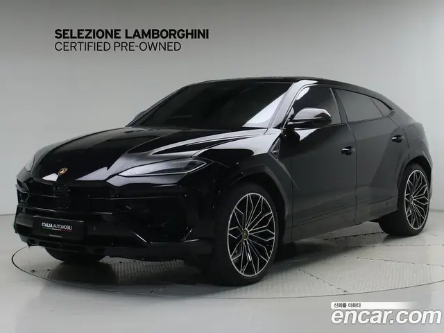 Lamborghini Urus, 2025, 3 584 км