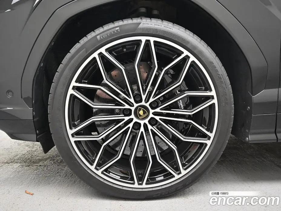 Lamborghini Urus 2025 4.0 АКПП, фото 5 Lamborghini Urus 2025 4.0 АКПП, фото 5