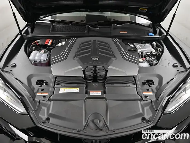 Lamborghini Urus 2025 4.0 АКПП, миниатюра 6 Lamborghini Urus 2025 4.0 АКПП, миниатюра 6