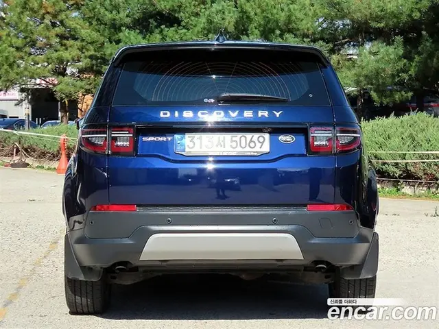 Land Rover Discovery Sport 2021 2.0 АКПП, миниатюра 4 Land Rover Discovery Sport 2021 2.0 АКПП, миниатюра 4