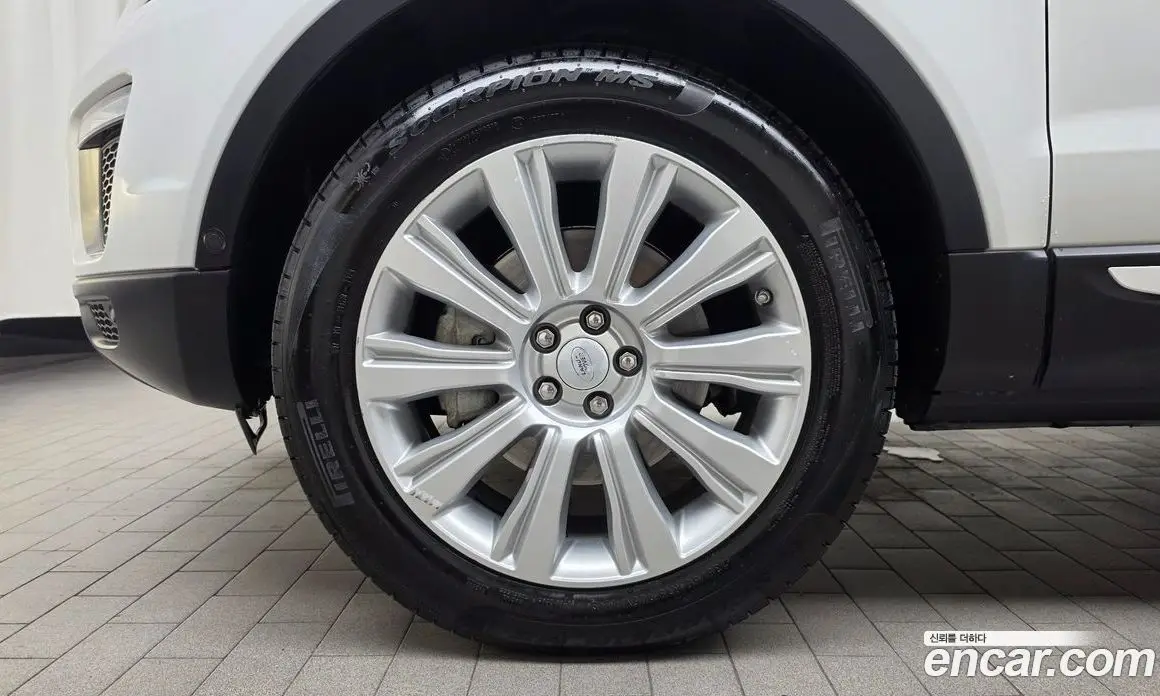 Land Rover Range Rover Evoque 2016 2.0 АКПП, фото 4