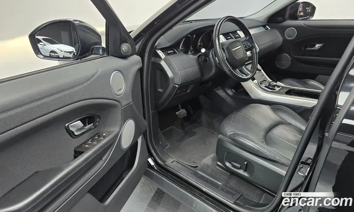 Land Rover Range Rover Evoque 2017 2.0 АКПП, фото 13