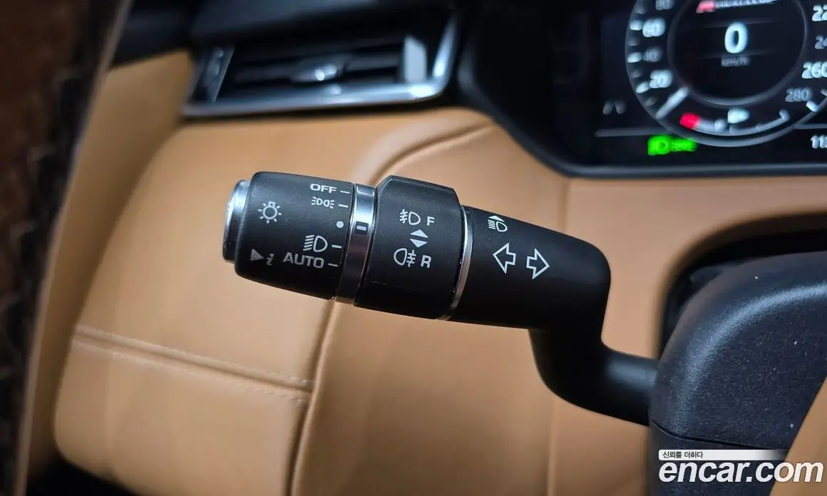 Land Rover Range Rover Velar 2018 3.0 АКПП, фото 17