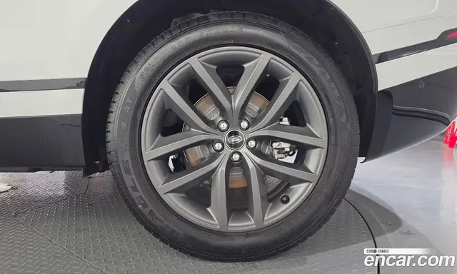 Land Rover Range Rover Velar 2025 2.0 АКПП, миниатюра 8