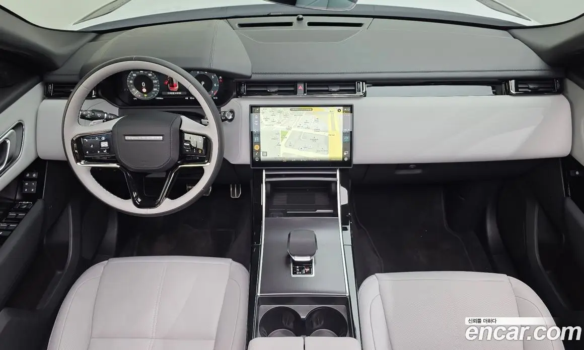 Land Rover Range Rover Velar 2025 2.0 АКПП, фото 9