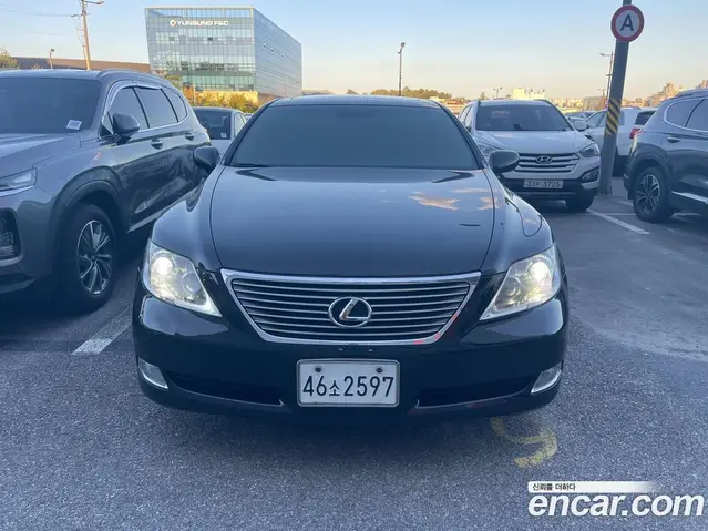 Lexus LS 2008 4.6 АКПП, миниатюра 3