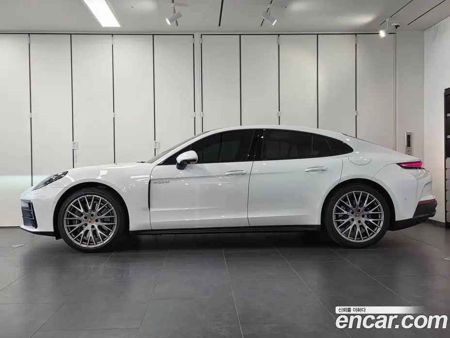 Porsche Panamera 2025 2.9 АКПП, фото 6