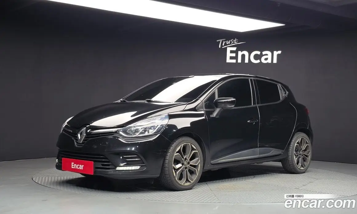Renault (Samsung) Clio 2018 1.5 АКПП, фото 1 Renault (Samsung) Clio 2018 1.5 АКПП, фото 1