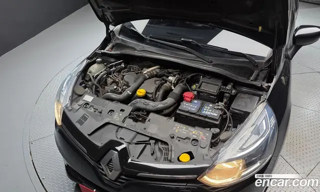 Renault (Samsung) Clio 2018 1.5 АКПП, миниатюра 6 Renault (Samsung) Clio 2018 1.5 АКПП, миниатюра 6