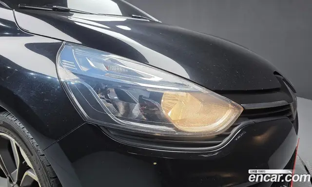 Renault (Samsung) Clio 2018 1.5 АКПП, миниатюра 8 Renault (Samsung) Clio 2018 1.5 АКПП, миниатюра 8