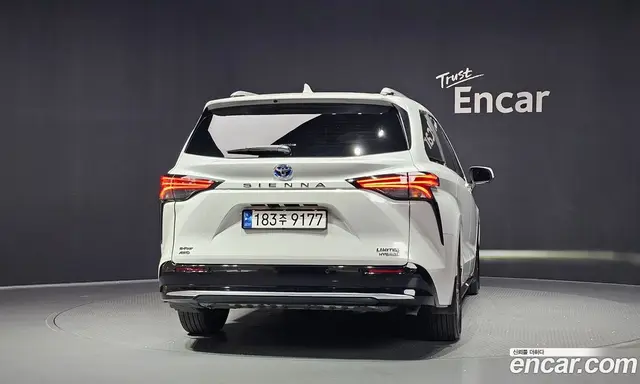 Toyota Sienna 2023 2.5 АКПП, миниатюра 4