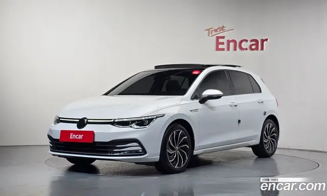Volkswagen Golf, 2023, 25 566 км