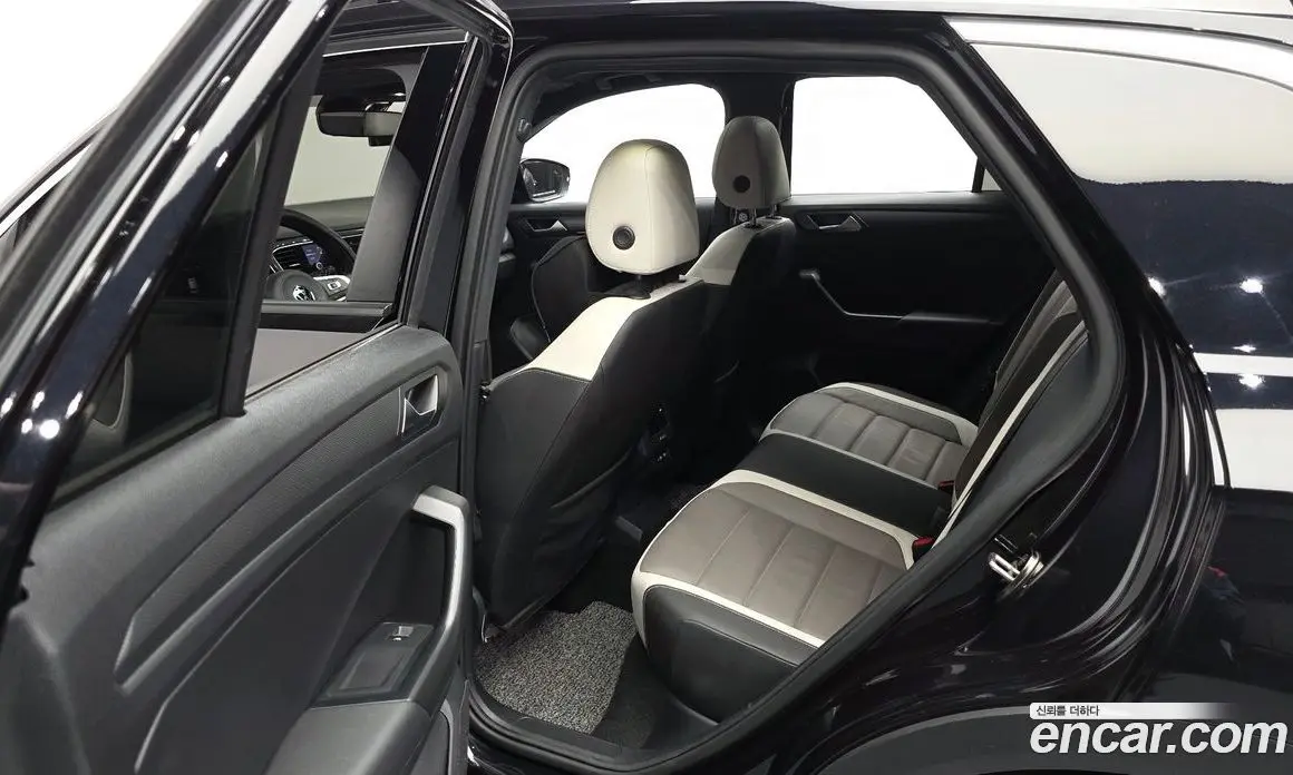 Volkswagen T-Roc 2022 2.0 АКПП, фото 16