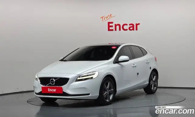 Volvo V40, 2017, 101 486 км