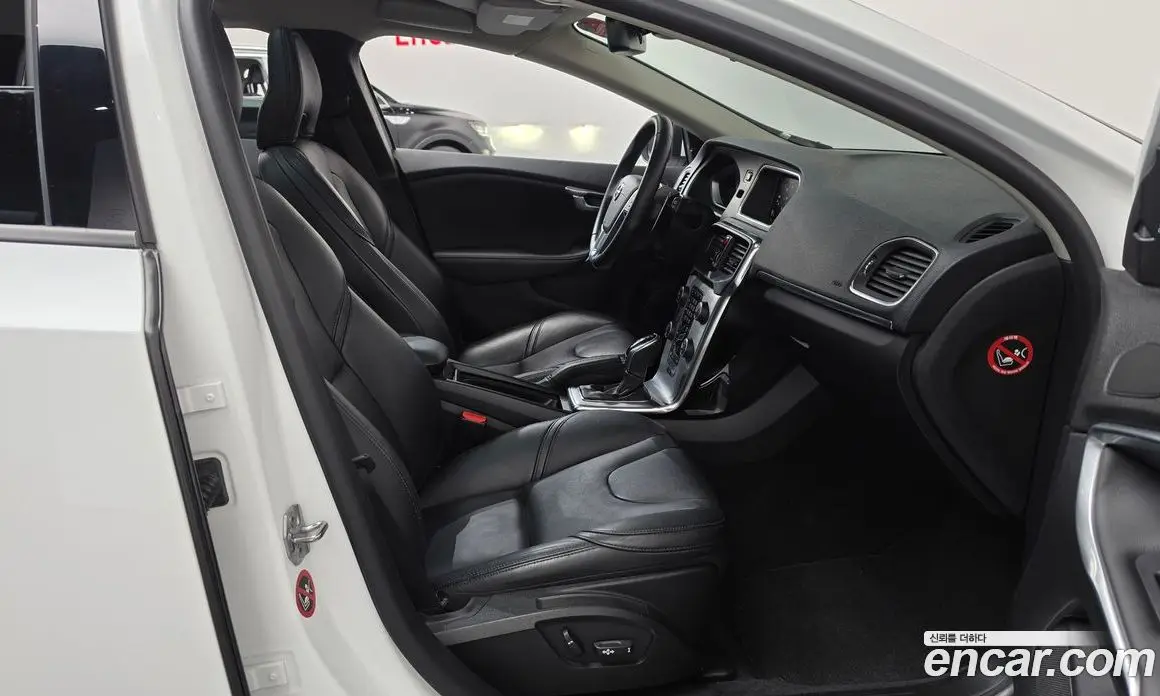 Volvo V40 2017 2.0 АКПП, фото 11