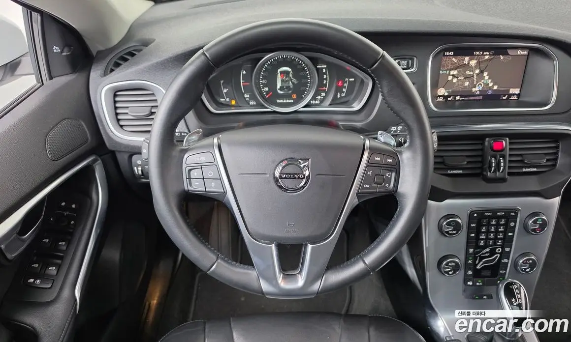 Volvo V40 2017 2.0 АКПП, фото 13