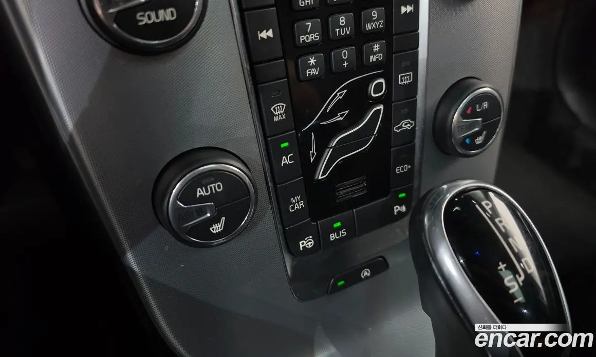Volvo V40 2017 2.0 АКПП, фото 18