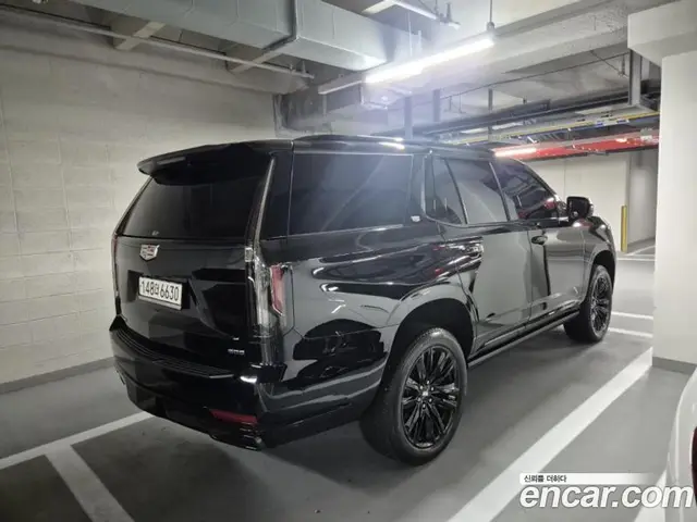Cadillac Escalade 2023 6.2 АКПП, миниатюра 3