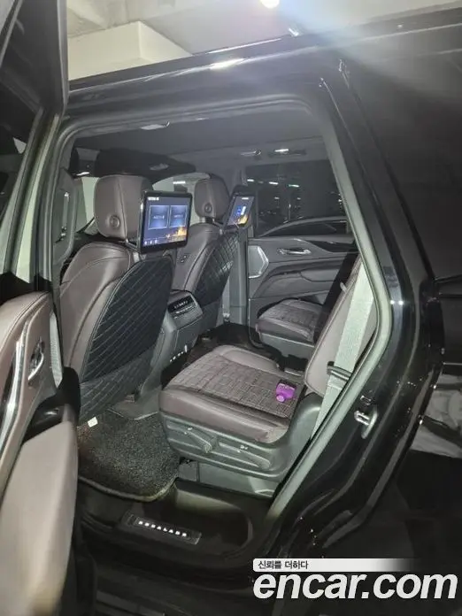 Cadillac Escalade 2023 6.2 АКПП, миниатюра 8