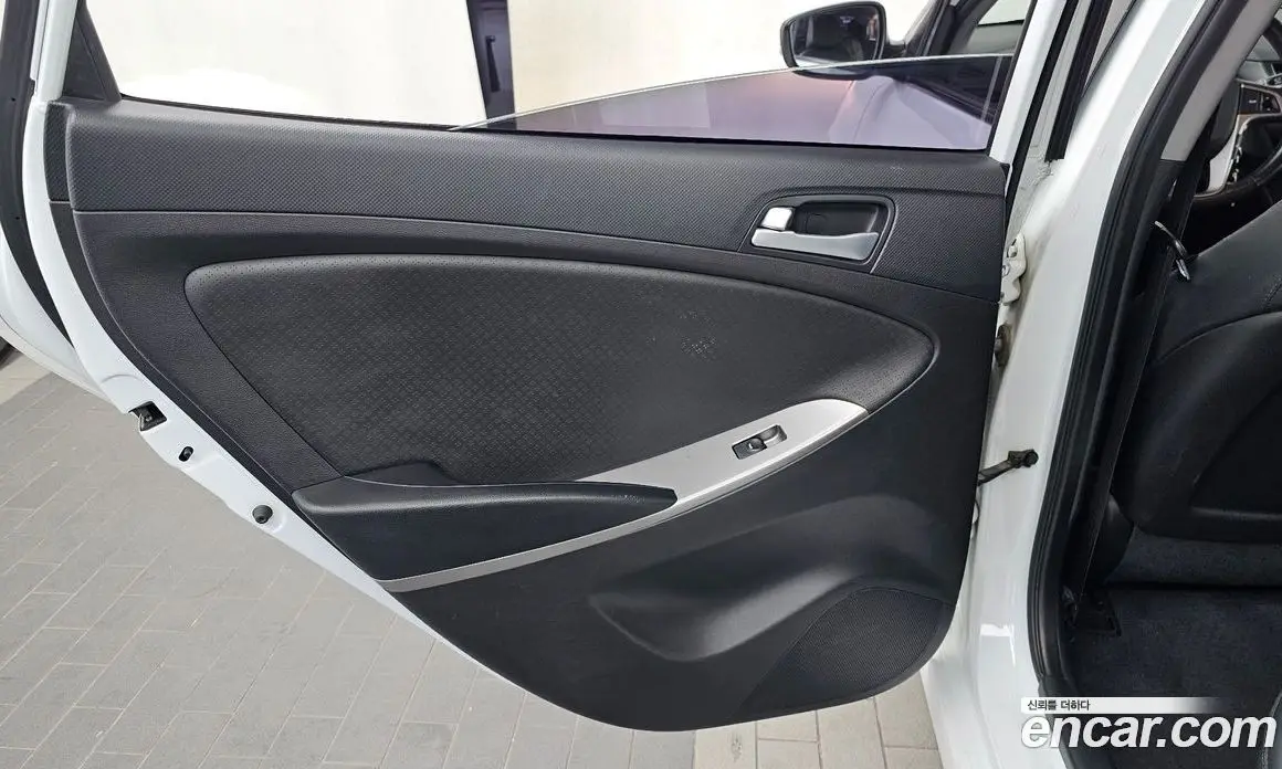 Hyundai Accent 2015 1.6 АКПП, фото 15