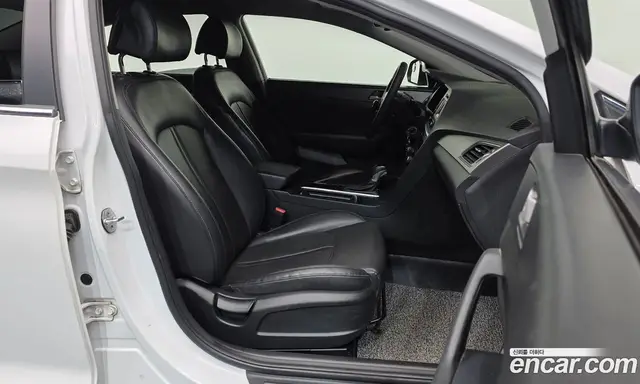 Hyundai Sonata 2016 2.0 АКПП, миниатюра 11 Hyundai Sonata 2016 2.0 АКПП, миниатюра 11