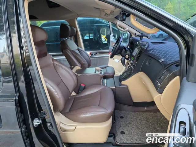 Hyundai Starex 2015 2.5 АКПП, миниатюра 8