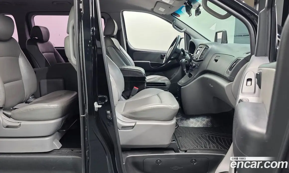 Hyundai Starex 2017 2.5 АКПП, фото 16